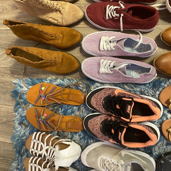 71 item bundle - Picture 9 of 14